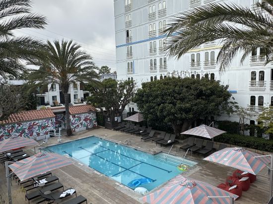 雅樂軒埃爾塞貢多酒店 - 洛杉磯機場優惠