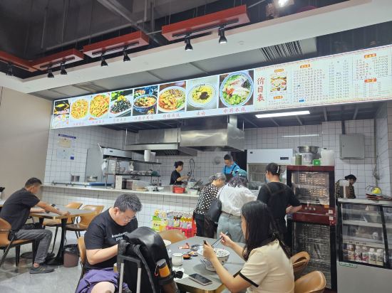 雲格精選飯店（昆明火車站店）優惠