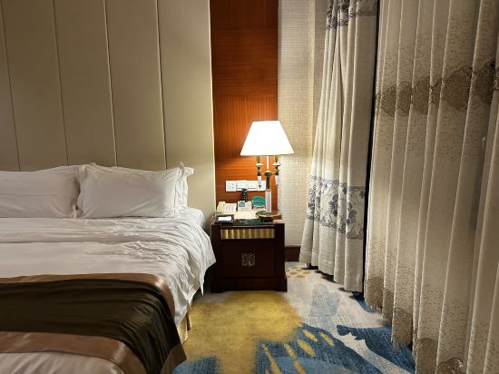 珠海益健豪庭假日大酒店（拱北口岸店）優惠