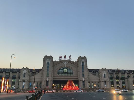 秋果飯店（哈爾濱中央大街松花江畔路店）優惠