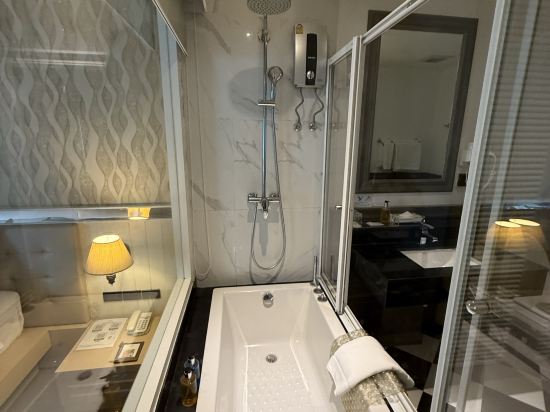 拉亞蘇拉翁曼谷酒店優惠