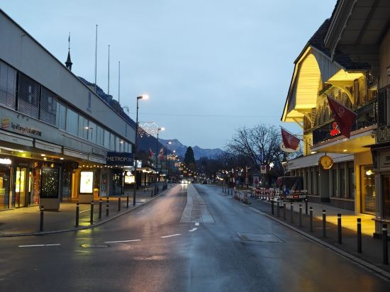 因特拉肯克雷布斯酒店優惠