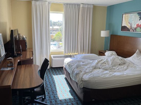 奧蘭多博偉湖萬豪村莊費爾菲爾德旅館及套房酒店優惠