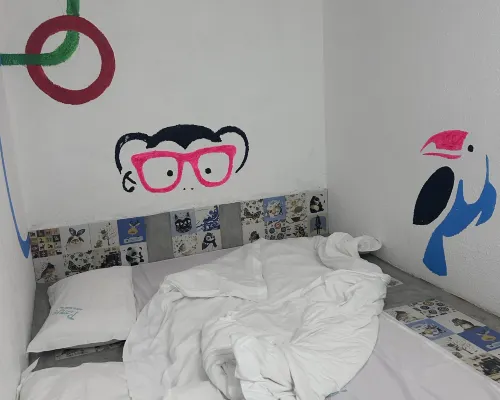 Popeye Holiday Inn Номера Photos