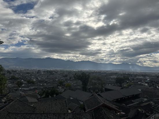 麗江尋隱觀景客棧（大水車店）優惠