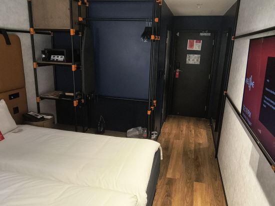 杜拜宜必思世貿中心酒店優惠