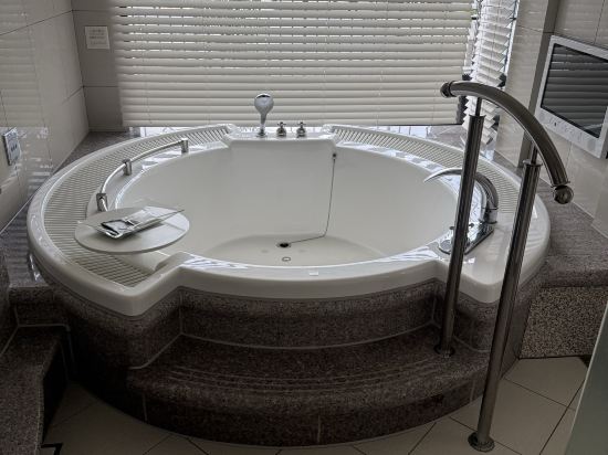 ホテル ラ・スイート神戸ハーバーランド クーポン