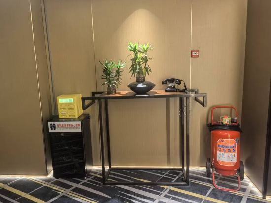 滙東假日酒店（廣州龍洞步行街植物園地鐵站店）優惠