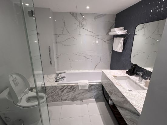 沙吞阿瑪塔法義公寓式飯店優惠