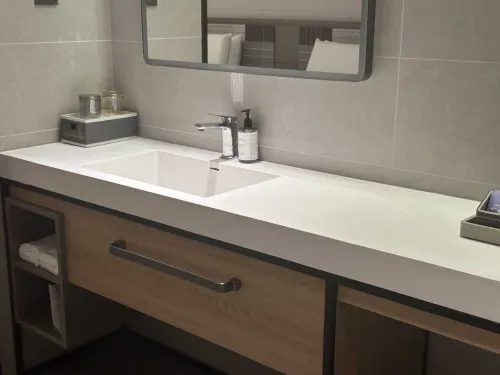 HomeinnsPlus Hotel (Shanghai Dishui Lake Port) Kamar Photos