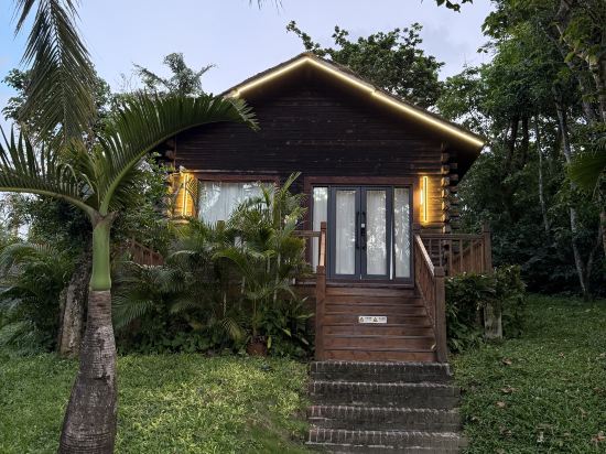 三亞蜈支洲島珊瑚酒店木屋優惠