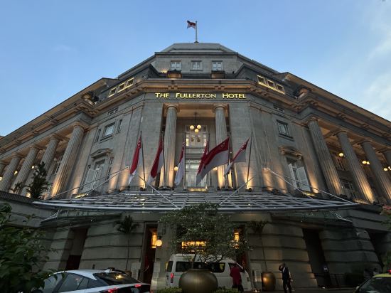 新加坡富麗敦酒店（Staycation Approved）優惠