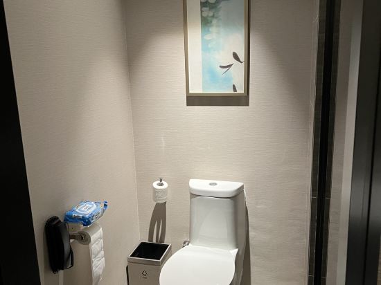 深圳龍華希爾頓逸林酒店優惠