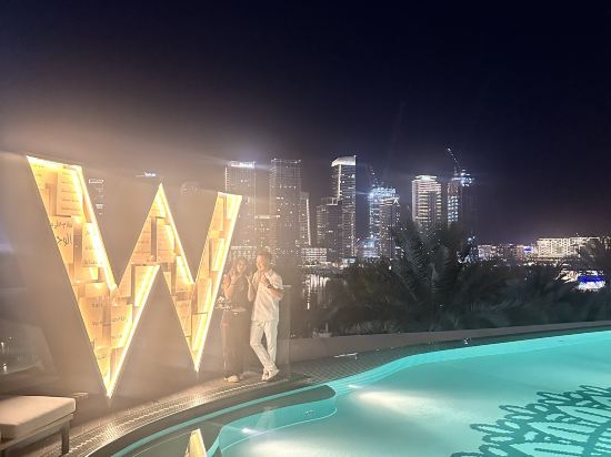 W杜拜-米納塞雅希，限成人優惠