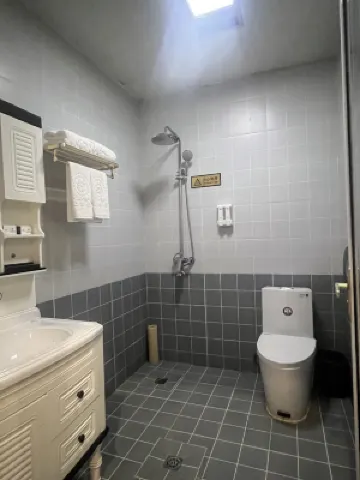 Wuyue Yuexin Hotel (Lanzhou Xinqu Zhongchuan Airport ) Phòng Photos