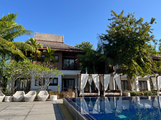 貓小伊-清邁梅花鹿泳池度假村優惠