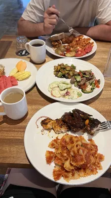 The First Collection Marina, Dubai, a Tribute Portfolio Hotel Ăn uống Photos