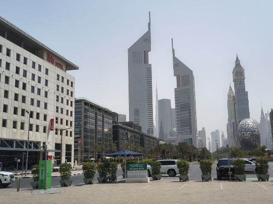 杜拜宜必思世貿中心酒店優惠