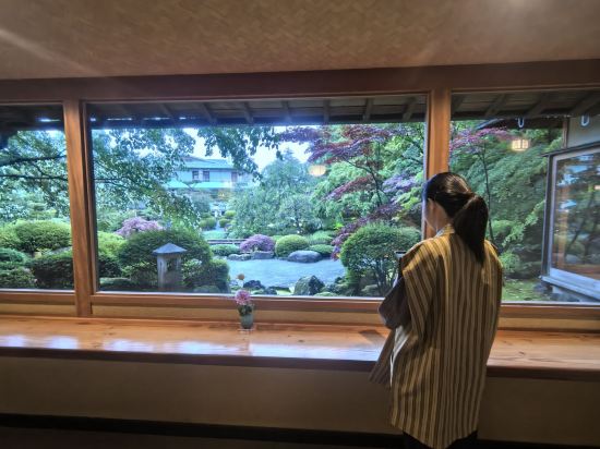 富士山温泉 ホテル鐘山苑 クーポン