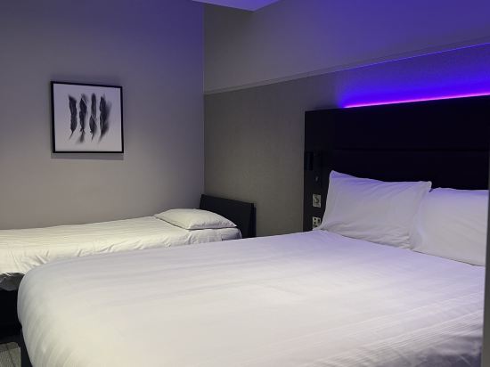 Premier Inn London Heathrow Airport T2 & T3 - Bath Road優惠