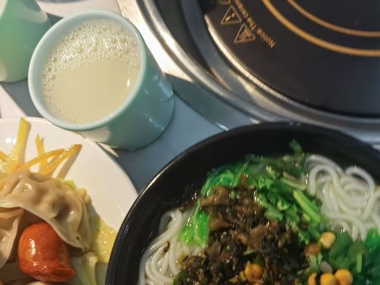 撫雲·供氧湖景飯店（瀘沽湖店）優惠
