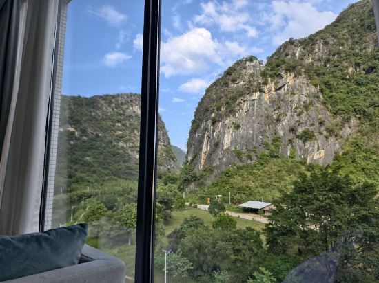 英德芸居度假酒店優惠