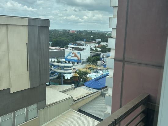 蘇內大酒店和會議中心優惠