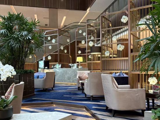 南京銀城皇冠假日酒店優惠