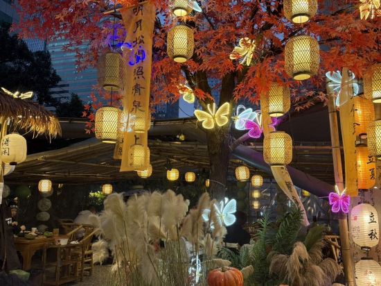 歡樂頌飯店公寓（火車東站塔子山店）優惠