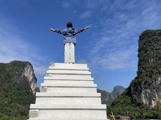 攬山望月民宿（陽朔十里畫廊店）優惠