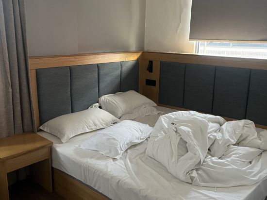 桂林廣湖客棧（火車站象山公園店）優惠