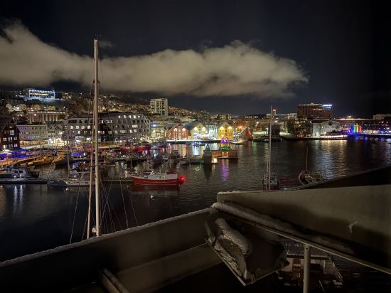 堪迪克伊薩維斯飯店優惠