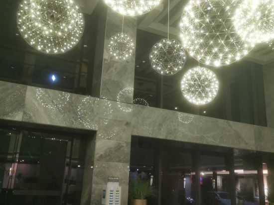 廣州麗柏國際飯店（珠江新城崗頂地鐵站店）優惠