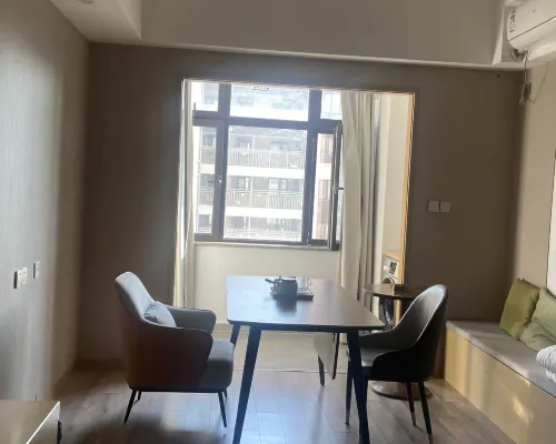 Sweil Apartment (Qingdao May Fourth Square Ningxia Road Subway Station) Photos