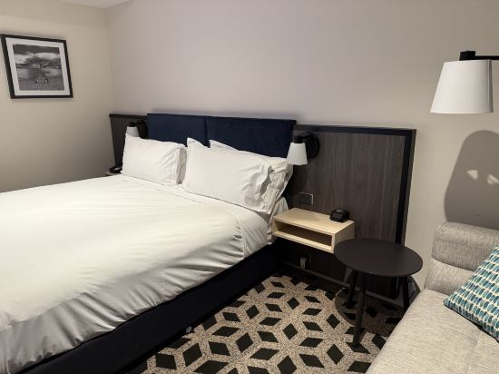 皇后鎮卓越公園假日飯店, IHG飯店優惠