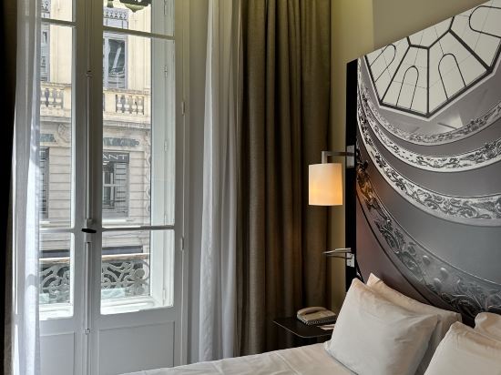 里昂中心美術學院美居酒店優惠