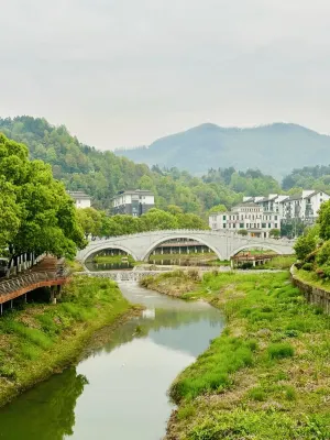 宜春山水居溫泉假日飯店(溫湯明月千古情店) 飯店周邊 Photos