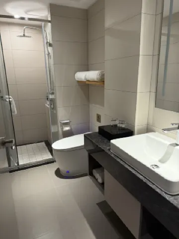 Home Inn Business Hotel (Xizhaosi Street Branch, Guangqumen Inner Subway Station, Beijing) Номера Photos