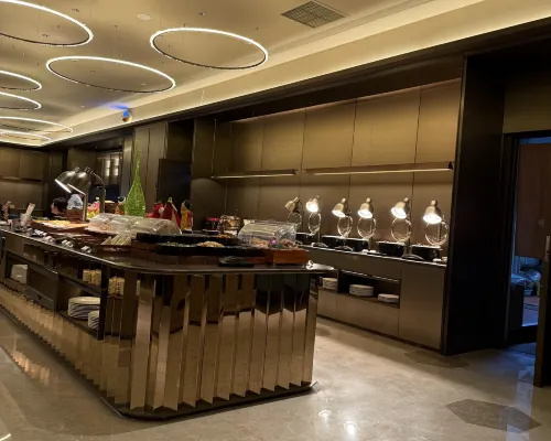 Crystal Hotel Yanji West Market Internet Famous Wall Restauranger Photos