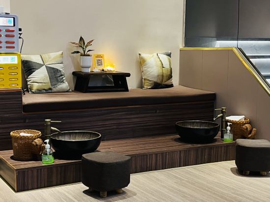 中山江畔商務酒店優惠