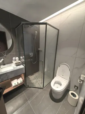 宜春山水居溫泉假日飯店(溫湯明月千古情店) 房間 Photos