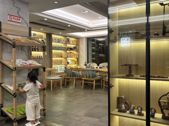 界止·湘西之戀飯店（天門山養雲店）優惠