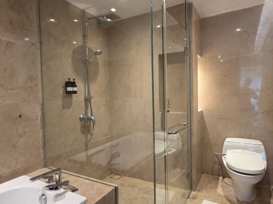 金巴蘭斯普林希爾皇家鬱金香度假村優惠