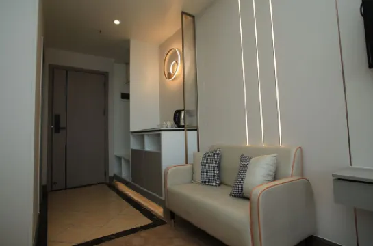 Lion Island Holiday Hotel (Shuangyuewan) Zimmer Photos