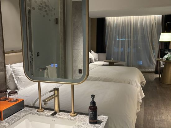 藍圖雲端酒店（深圳龍城廣場地鐵站店）優惠