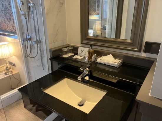 拉亞蘇拉翁曼谷酒店優惠