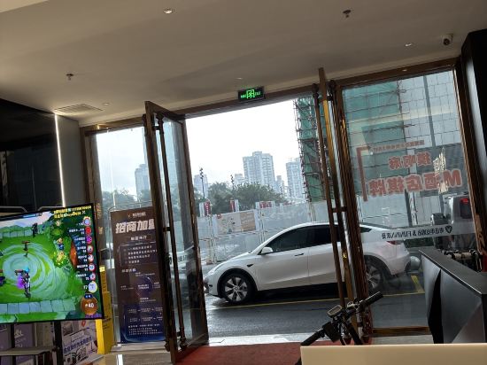M HOTEL（珠海拱北口岸高鐵站店）優惠