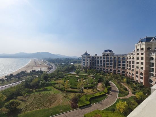 大連金石灘魯能希爾頓度假酒店優惠