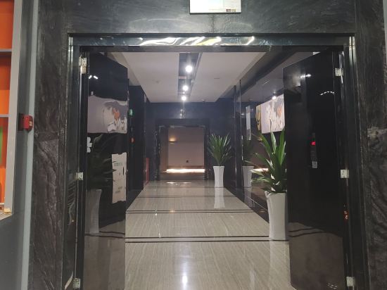 重慶D·Guest鑽客智能酒店（解放碑洪崖洞店）優惠