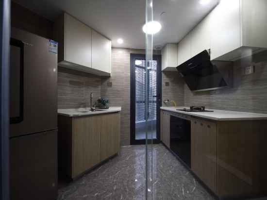 鉑斯登行政公寓（深圳上梅林地鐵站店）優惠